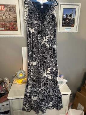 Catherines Plus Size 1X Black and White Paisley Embellished Neckline Maxi Dress